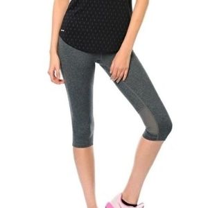 Nike Power Epic Running Capri leggings pants sz S joggers 646245-032